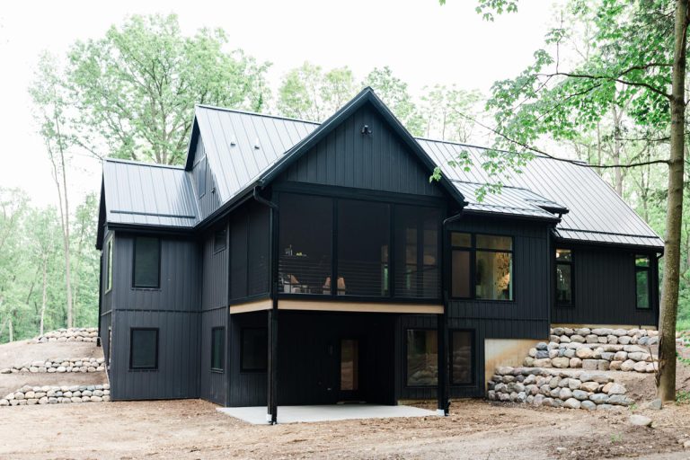 Riemco Design + Build - Aesthetics + Energy Efficiency House